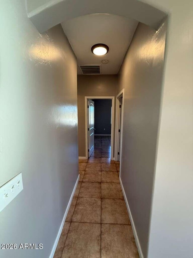 Building Photo - 2770 N Washington Ave