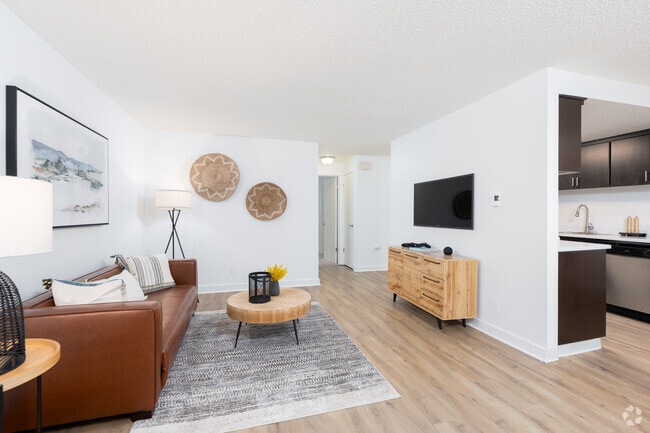 Interior Photo - ReNew Lea Hill