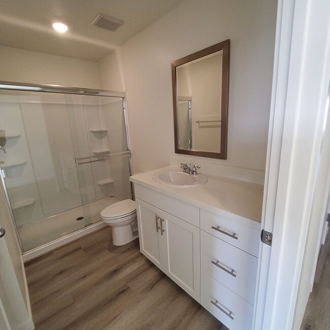 Building Photo - 2209 George Dr