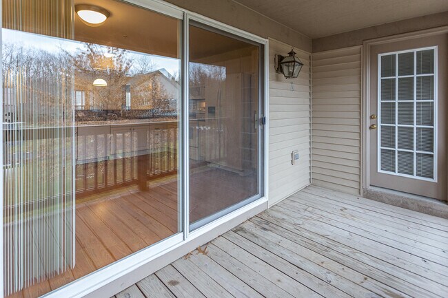 Building Photo - 28471 Carlton Way Dr