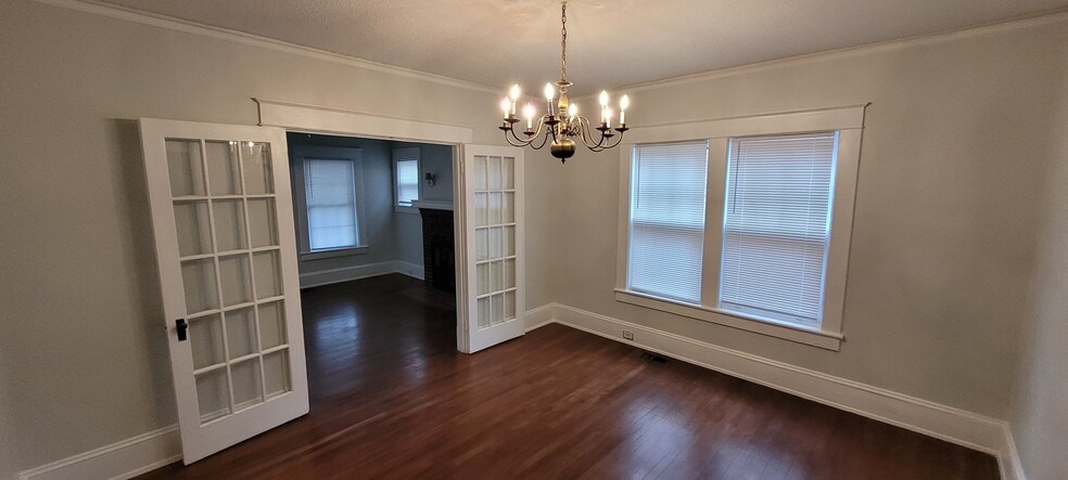 Building Photo - 104 S Josephine Boyd St