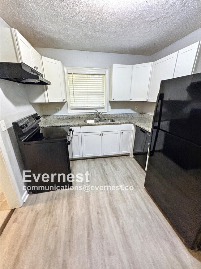 Building Photo - 10703 Pintail Pl