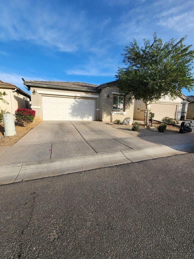 Primary Photo - Charming 3 bed / 2 bath Home for Rent