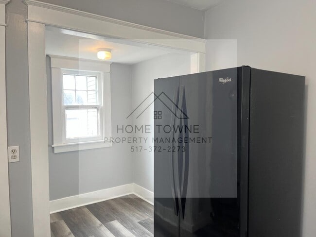 Building Photo - 1117 Berten St