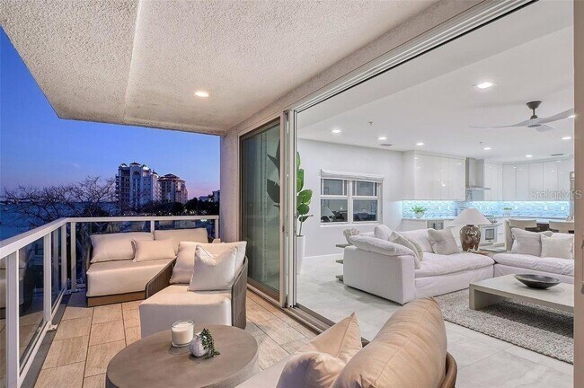 Building Photo - 650 Golden Gate Point