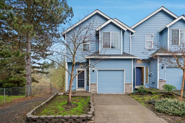 Primary Photo - Spacious 3-bdr/2-bath Beaverton townhome—C...