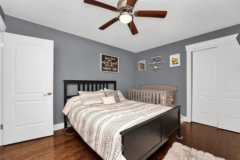 Building Photo - 8630 S Komensky Ave