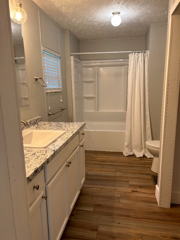 Building Photo - 33 T and E Ln