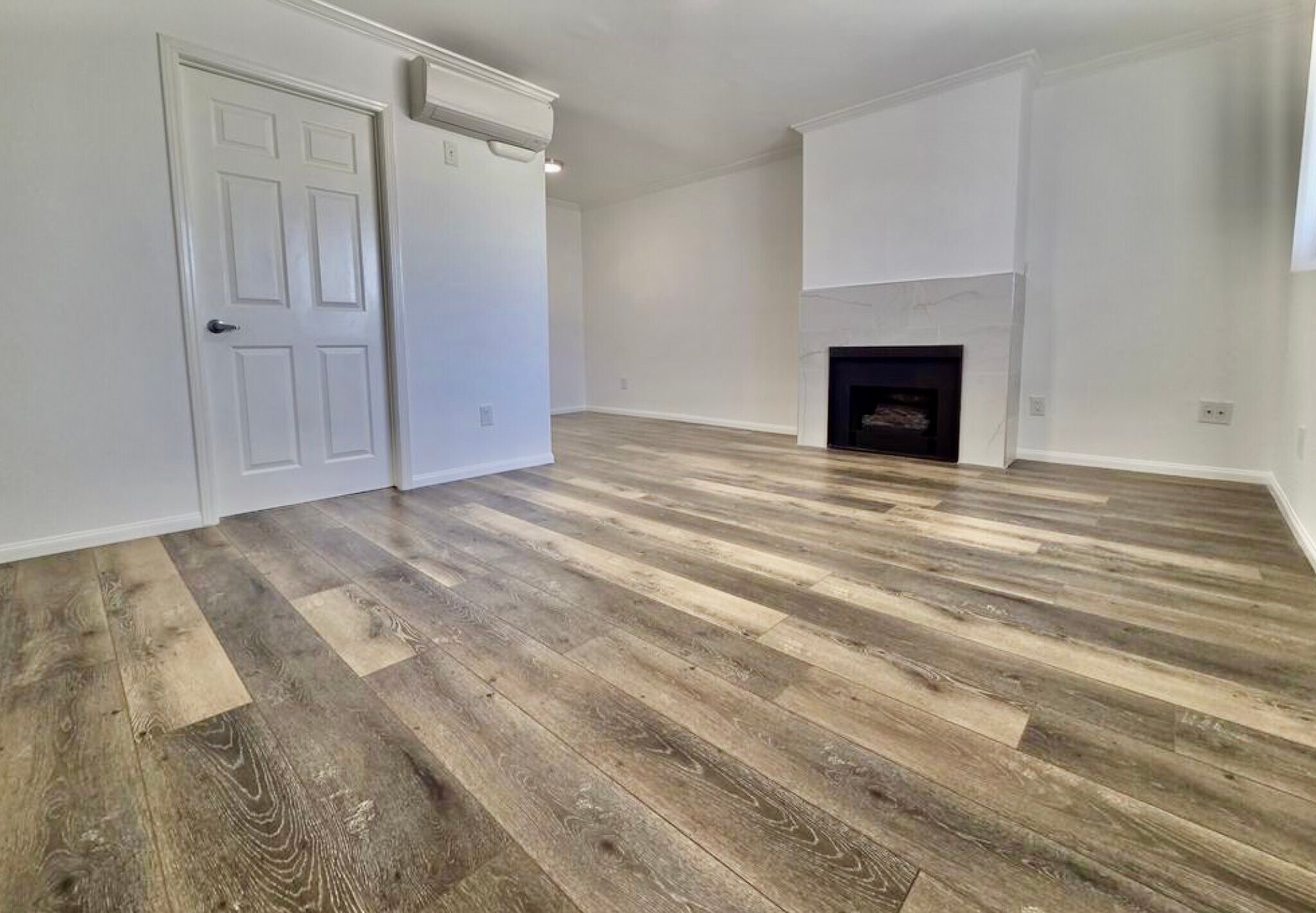 Building Photo - 4225 Inglewood Blvd