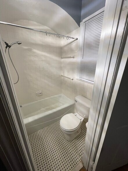 Bathroom - 102 N Center St