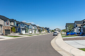 Building Photo - Cottonwood Hollow