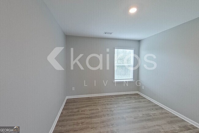 Building Photo - 6008 Argyle Loop
