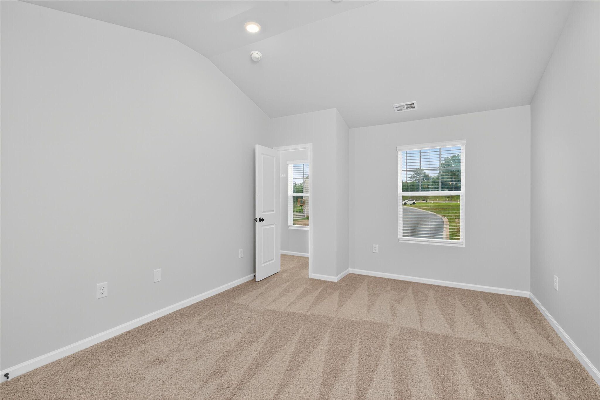 Building Photo - 1252 Principal Featherstone Ave