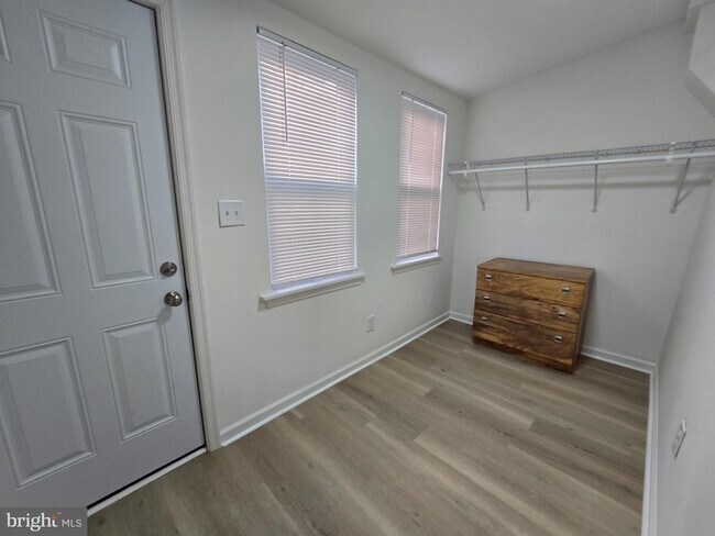 Building Photo - 1523 N 30th St