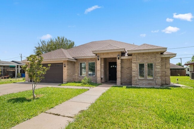 Building Photo - 6707 S Rios St