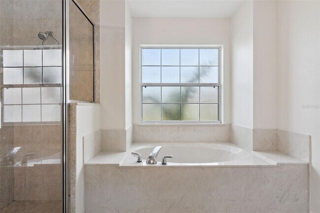 Building Photo - 7370 SW 129th Ln