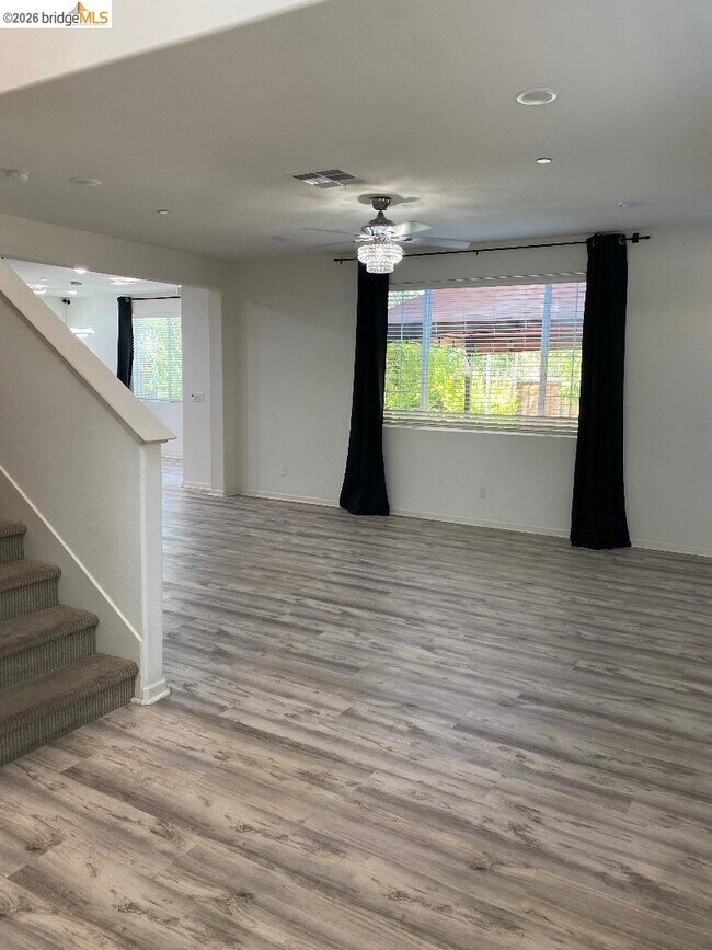 Building Photo - 5449 Prewett Ranch Dr