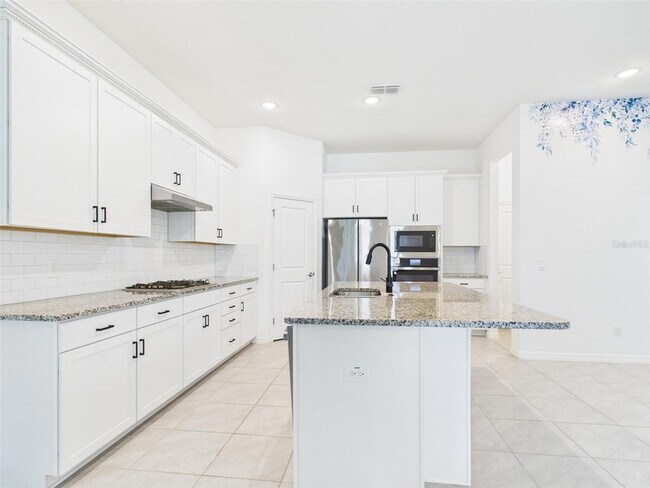 Building Photo - 2033 Emerald Springs Dr