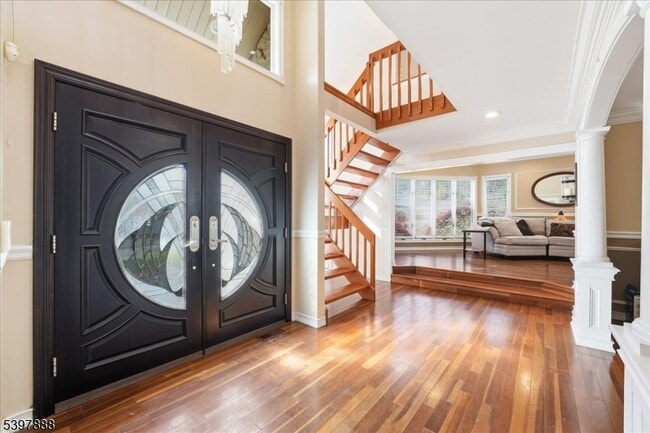 Building Photo - 1605 Justin Pl