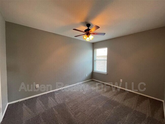 Building Photo - 344 Amethyst Dr