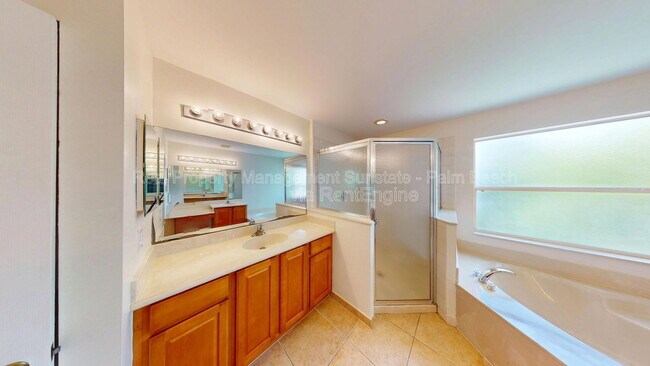 Building Photo - 6786 Aliso Ave