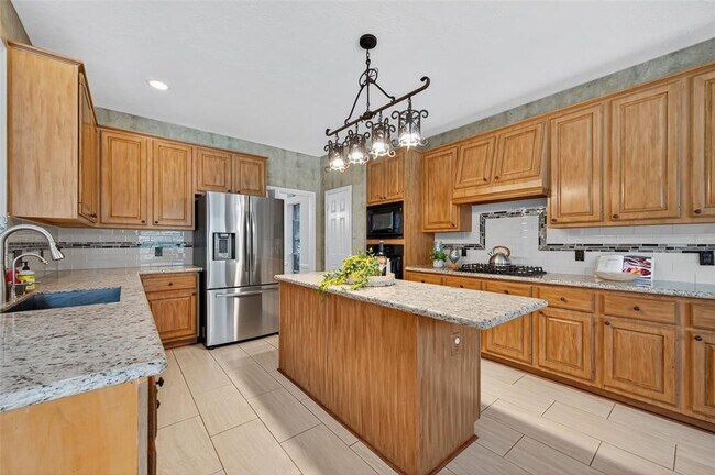 Building Photo - 6415 Adobe Trails Dr