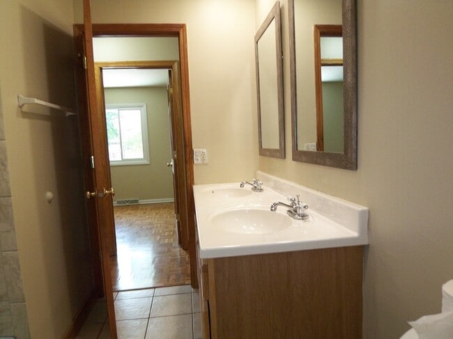 Building Photo - 3835 Winston Dr