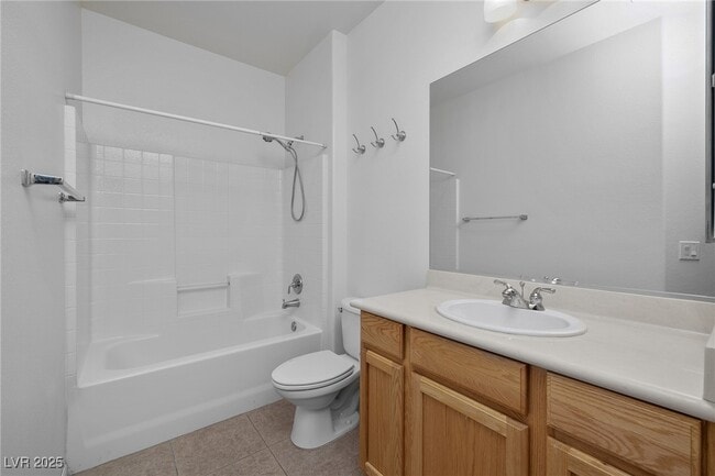 Building Photo - 2131 Waterton Rivers Dr