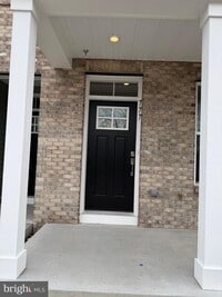 Building Photo - 777 Platinum Dr