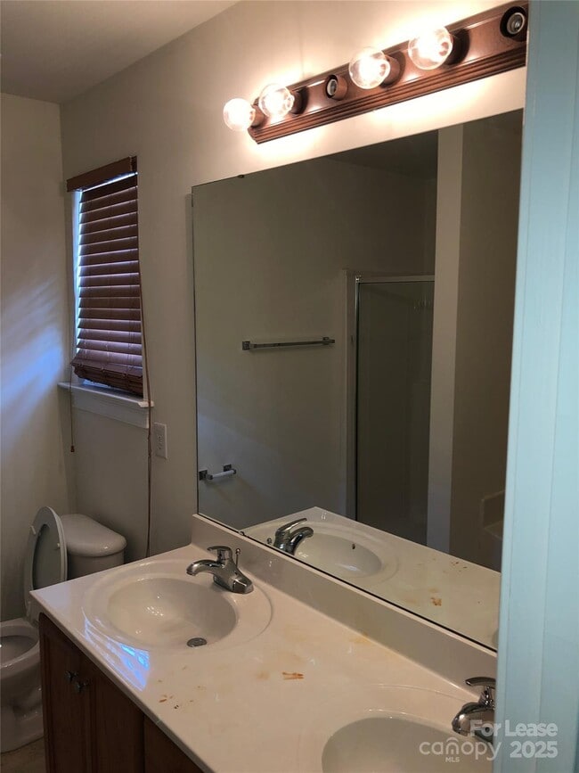 Building Photo - 7846 Jester Park Dr