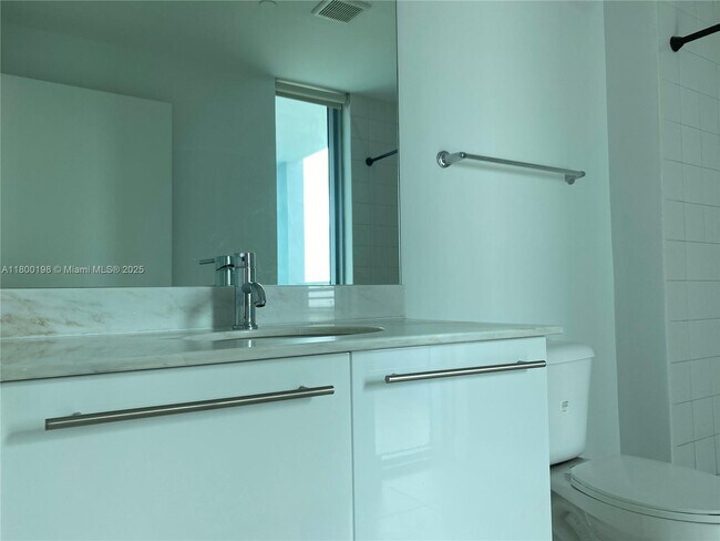 Building Photo - 888 Biscayne Blvd