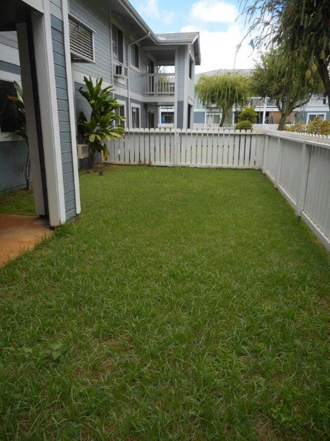 Building Photo - Fairway Village - ground floor townhouse 2...