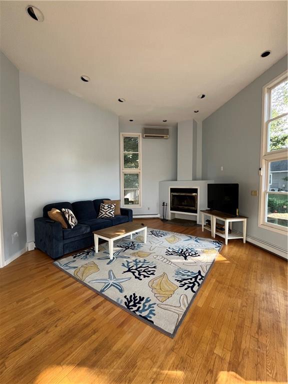 Building Photo - 7 Cove Rd