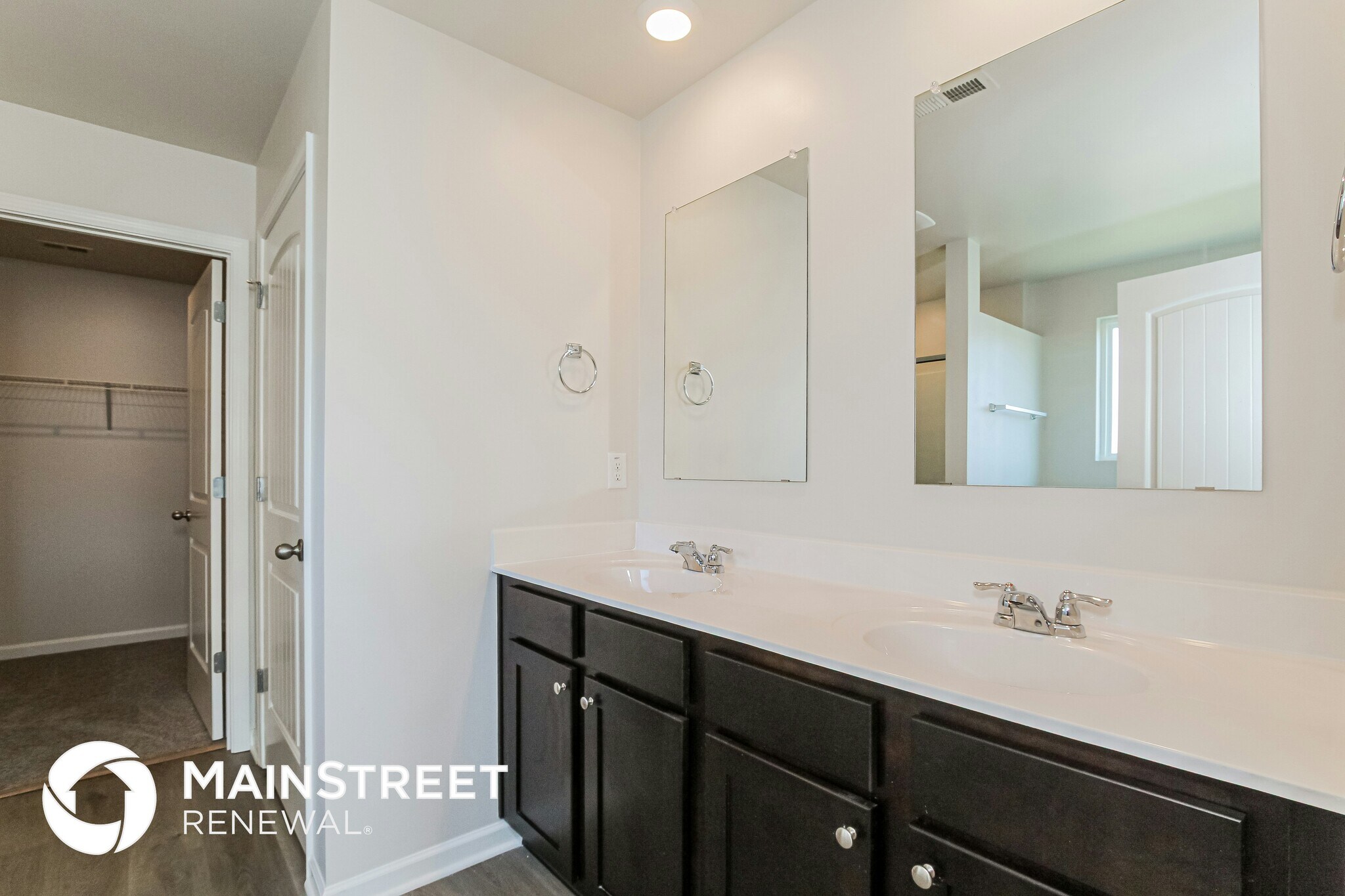 Building Photo - 23141 Downing Park Cir