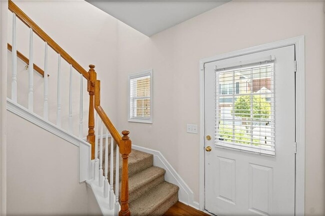 Building Photo - 1821 Willow Branch Ln