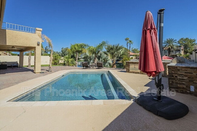 Building Photo - 3761 S Hawthorn Dr