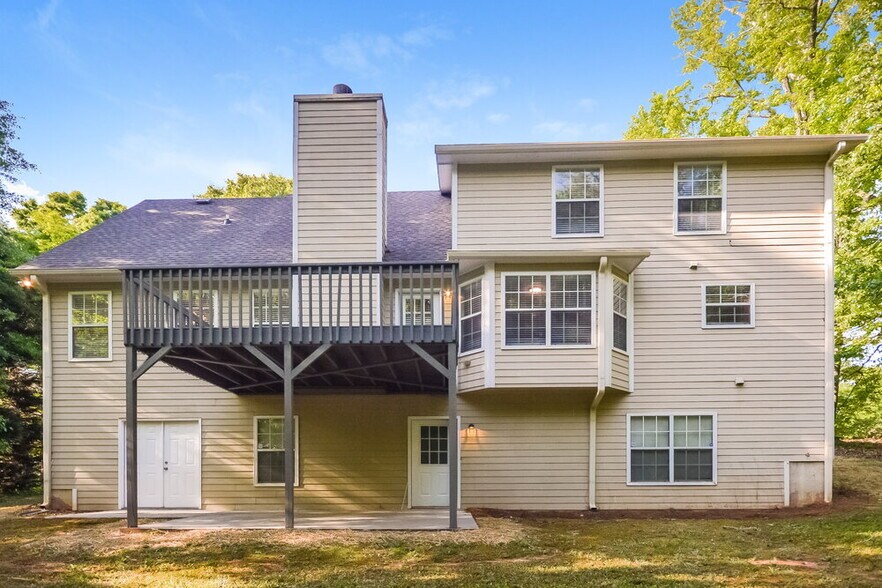 Building Photo - 335 Alcovy Cir