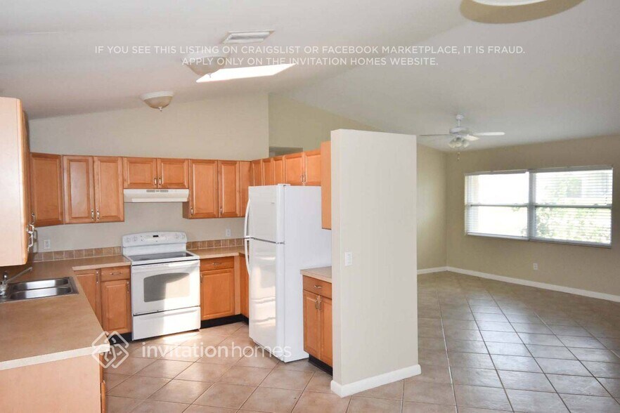 Building Photo - 931 SW 35th St