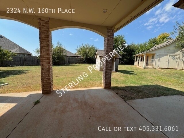 Building Photo - 2324 NW 160th Pl