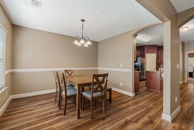 Building Photo - 3 Bedroom, 2 Bath, 1826 Heated Sq Ft Home ...