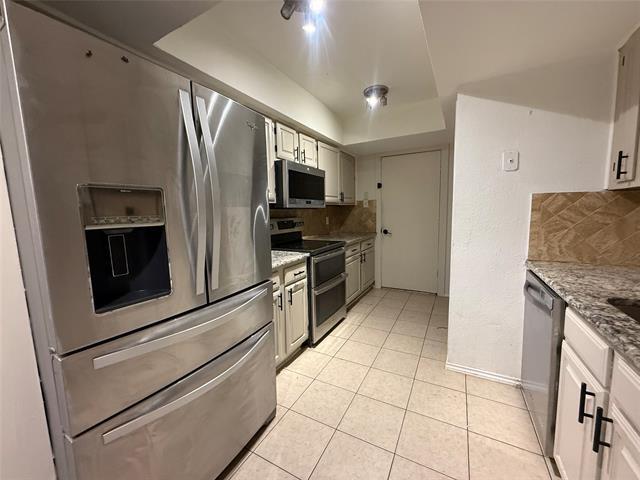 Building Photo - 13327 Daystrom Ct