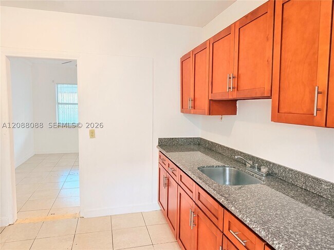 Building Photo - 2410 NW 34th St