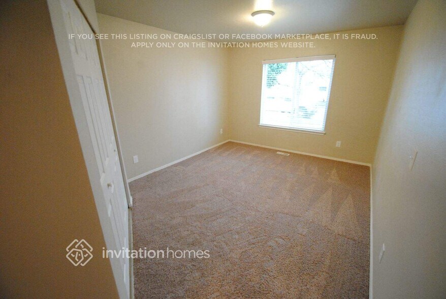 Building Photo - 16581 150th St SE