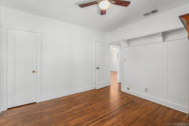 Building Photo - 145 S Grape St