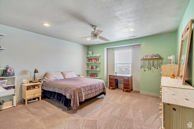 Building Photo - 14409 S Oakfield Way