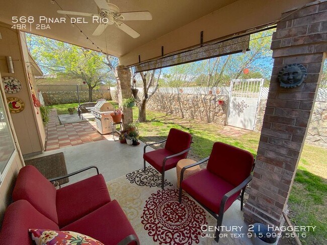 Building Photo - 568 Pinar Del Rio Dr