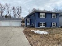 Building Photo - 732 Great Plains Ct