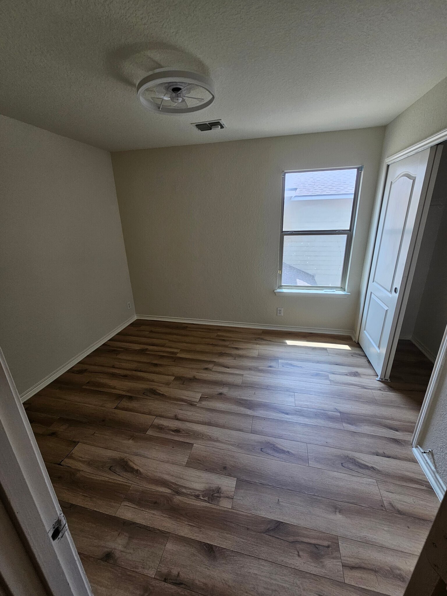 Building Photo - 6114 Pecan Tree