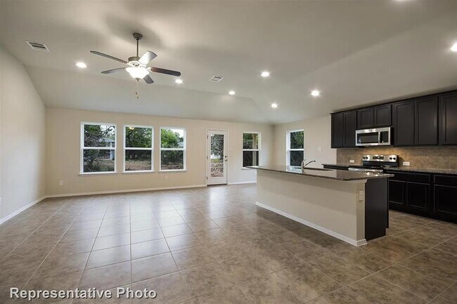 Building Photo - 21101 Winslow Cove