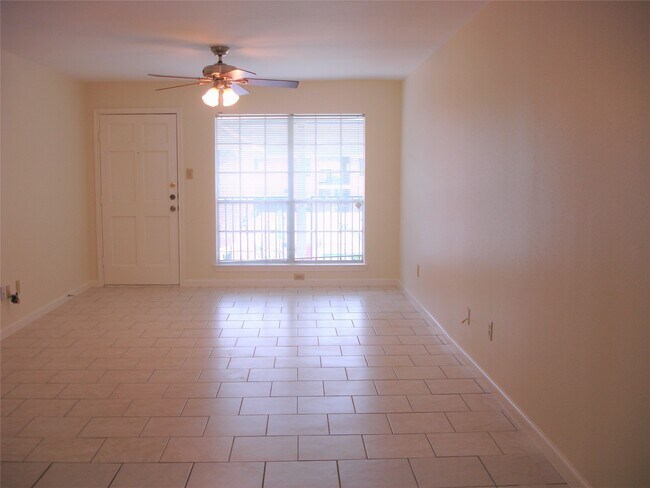 Building Photo - 14333 Memorial Dr